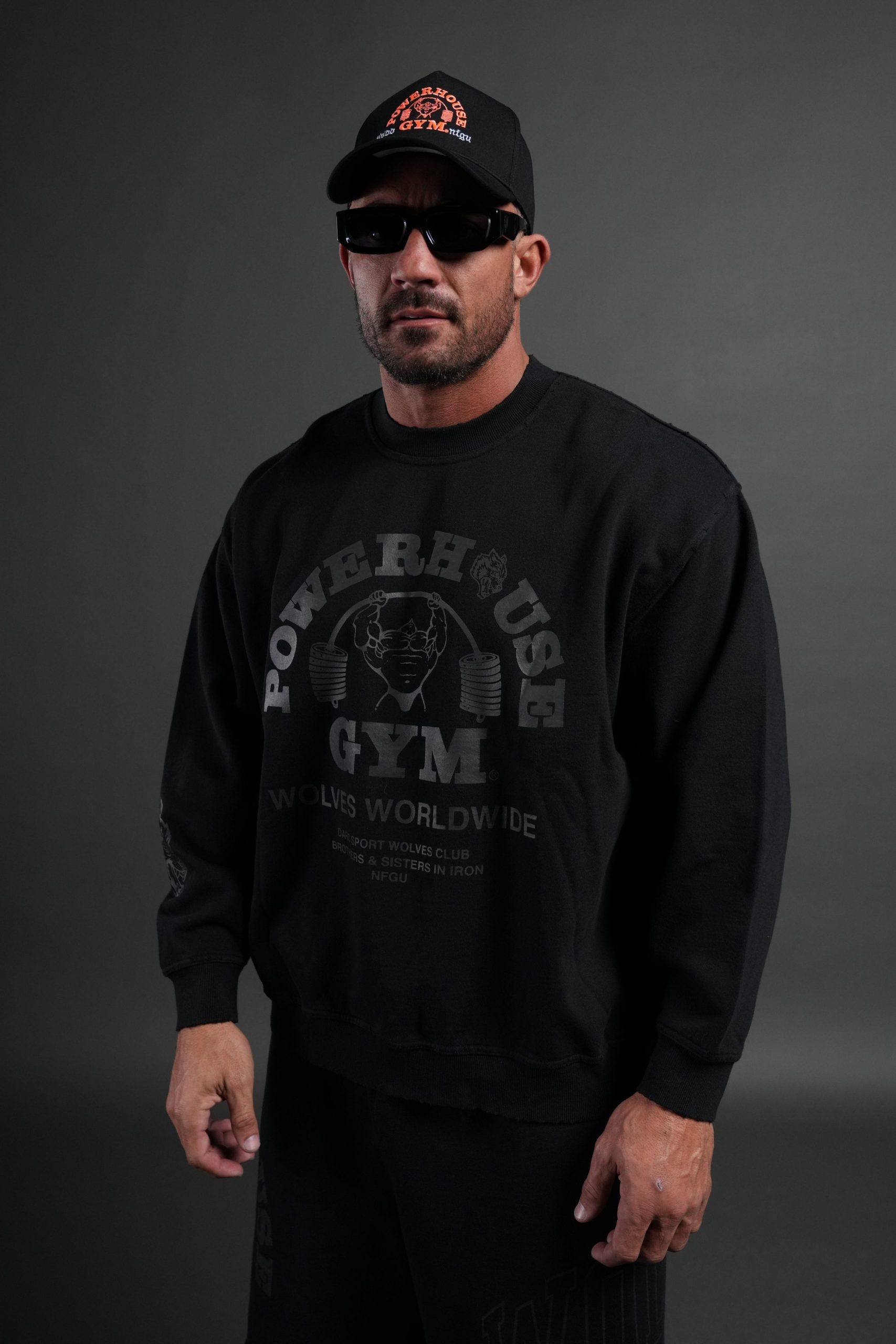 Powerhouse of the Wolves Destroyed Oversized London Crewneck in Black - Image 4
