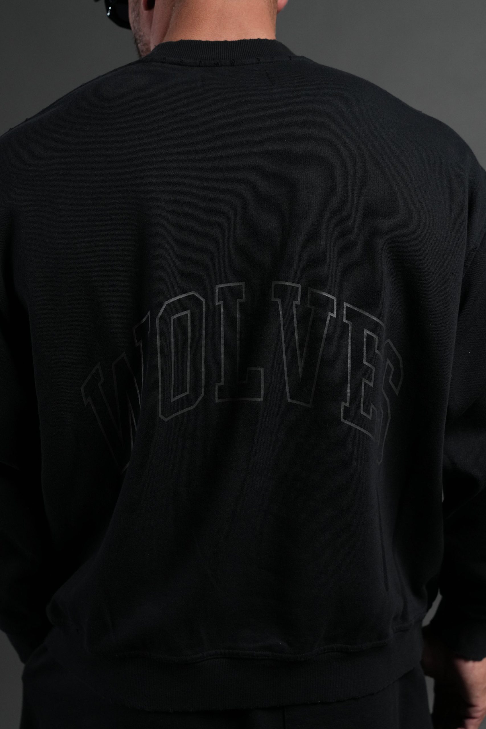 Powerhouse of the Wolves Destroyed Oversized London Crewneck in Black - Image 8