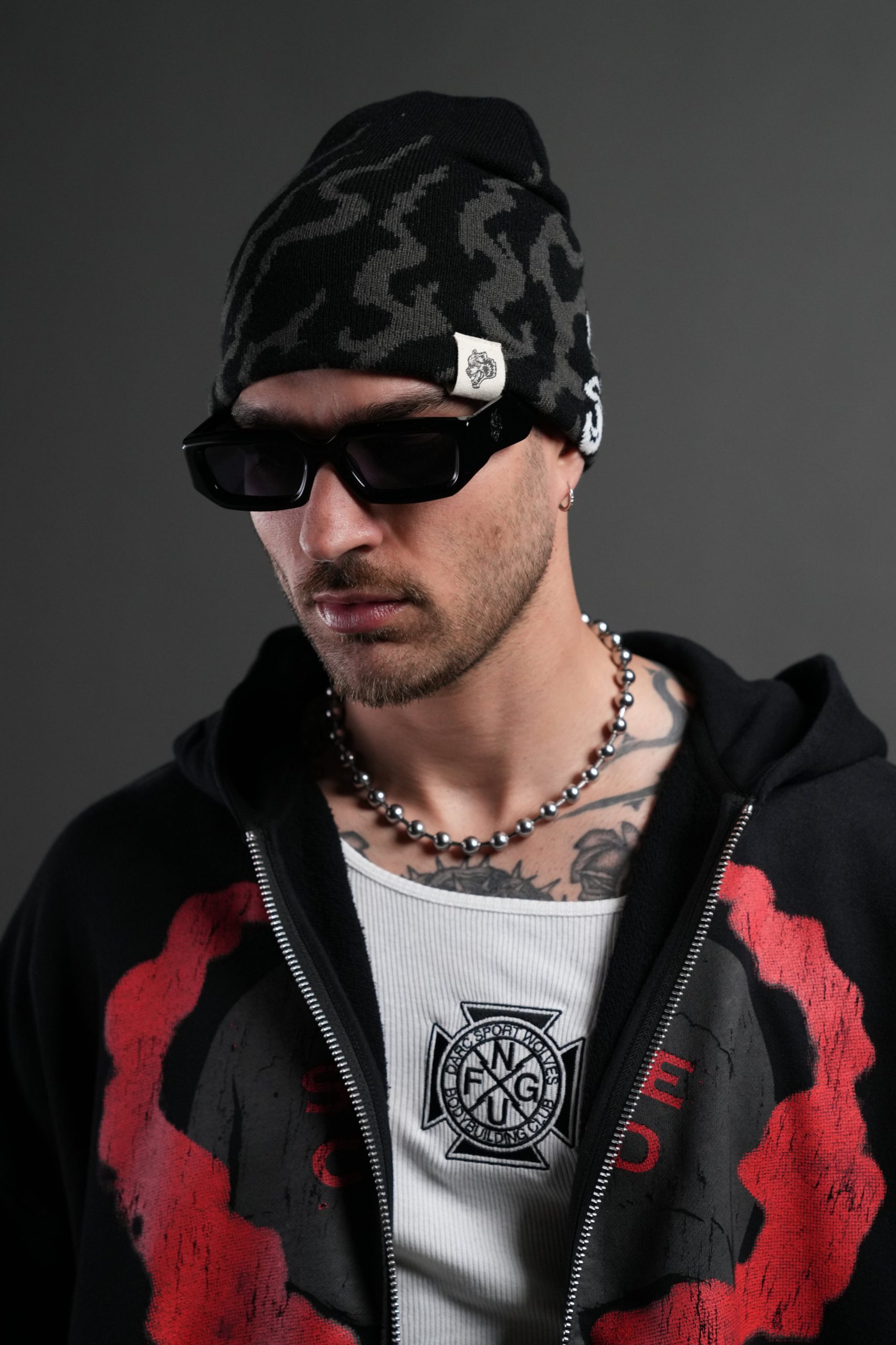 Big Brock Cap Beanie in Black - Image 8