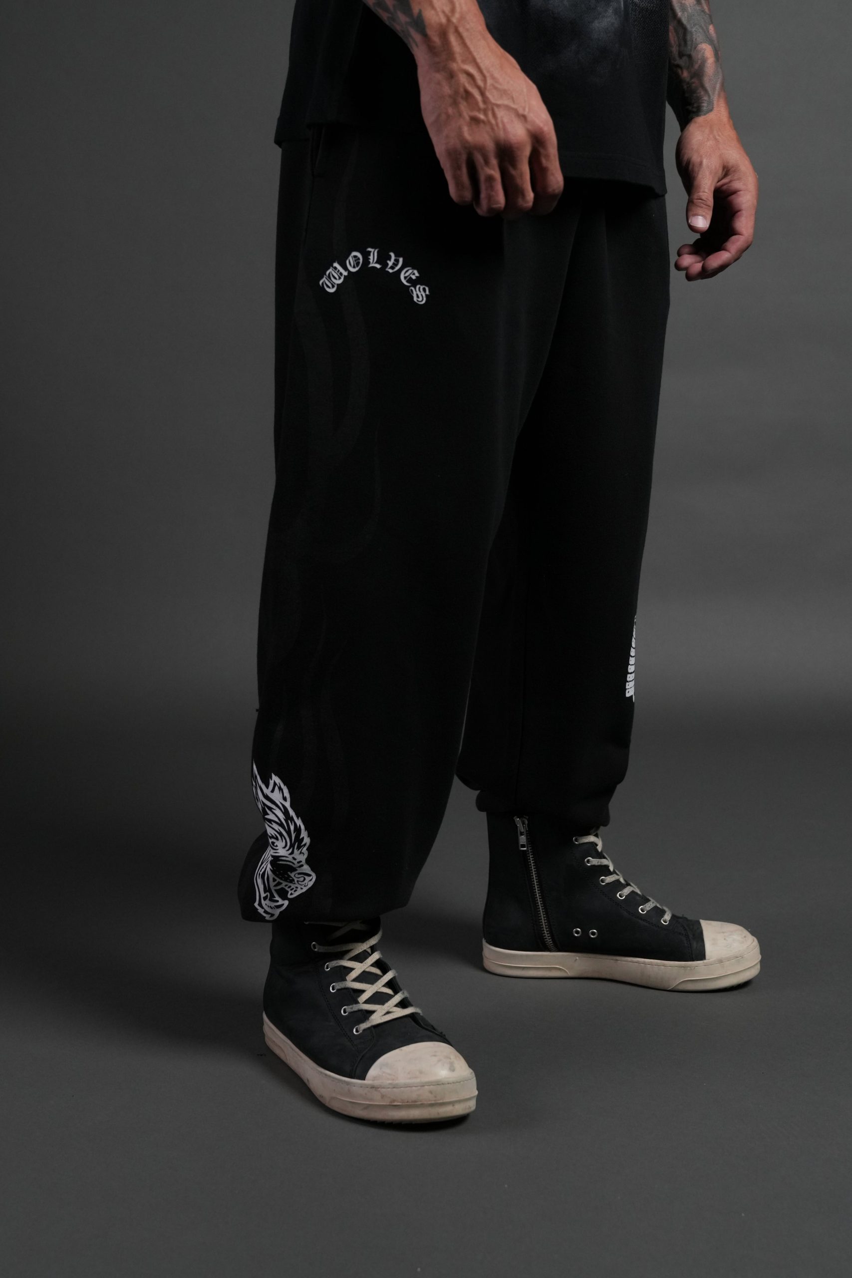 Powerhouse of the Cherub Unisex Lightweight Lounger Sweat Pants in Black Drift Wash - Image 10