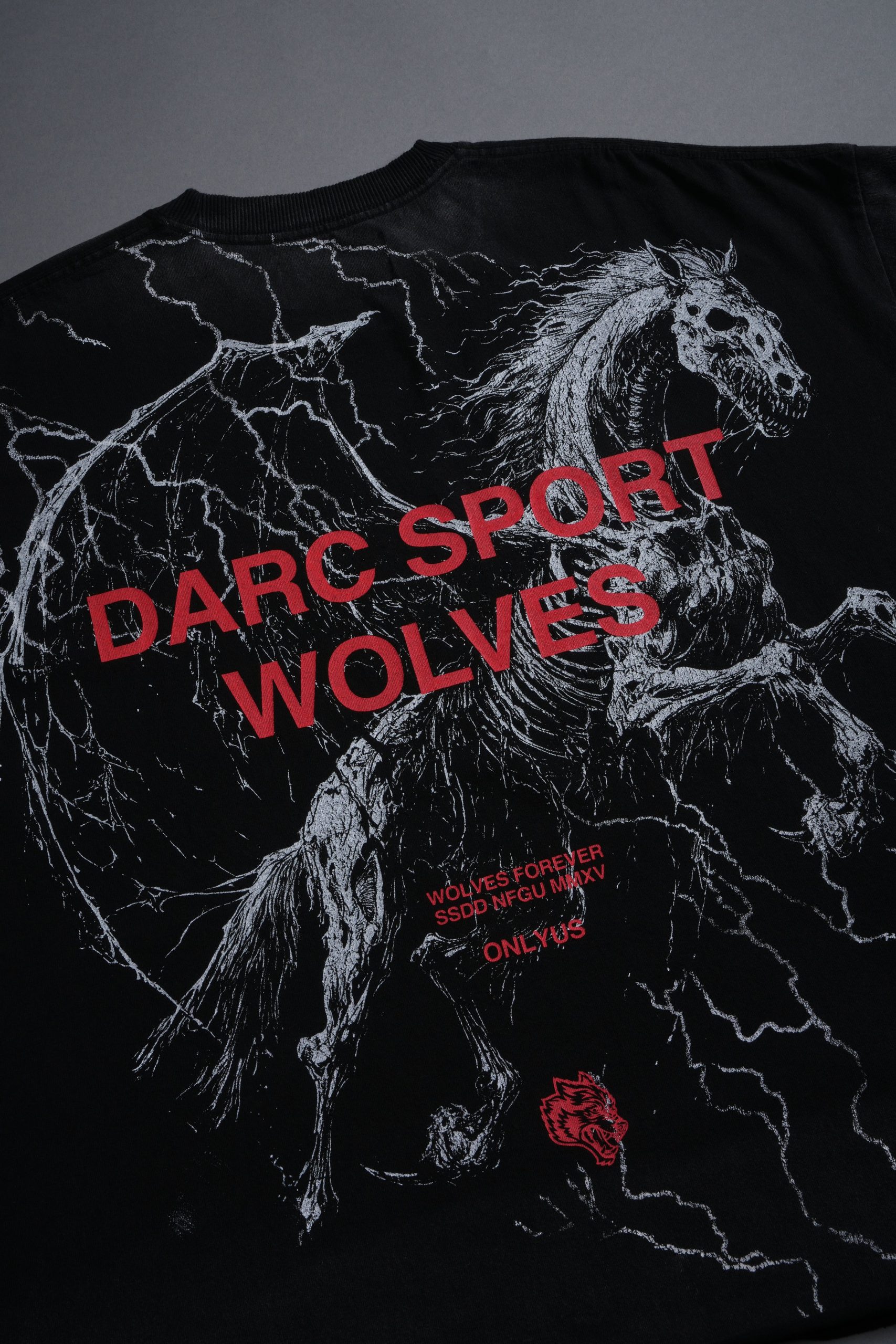 Pegasus Storm Grunge Cut-Off Tee in Black Drift Wash - Image 3