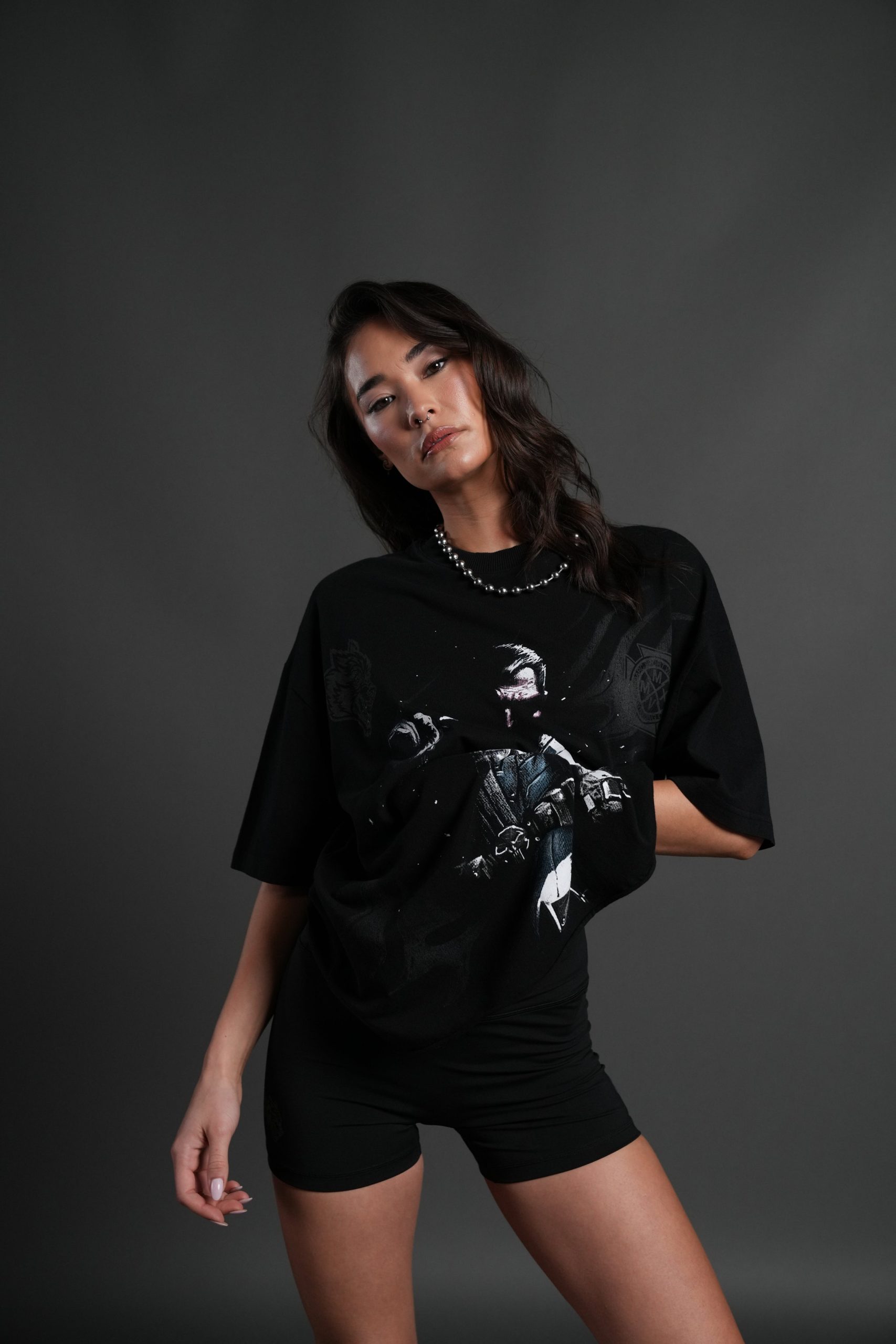 Punisher Grunge Mid-Length Raw Hem Tee in Black - Image 8