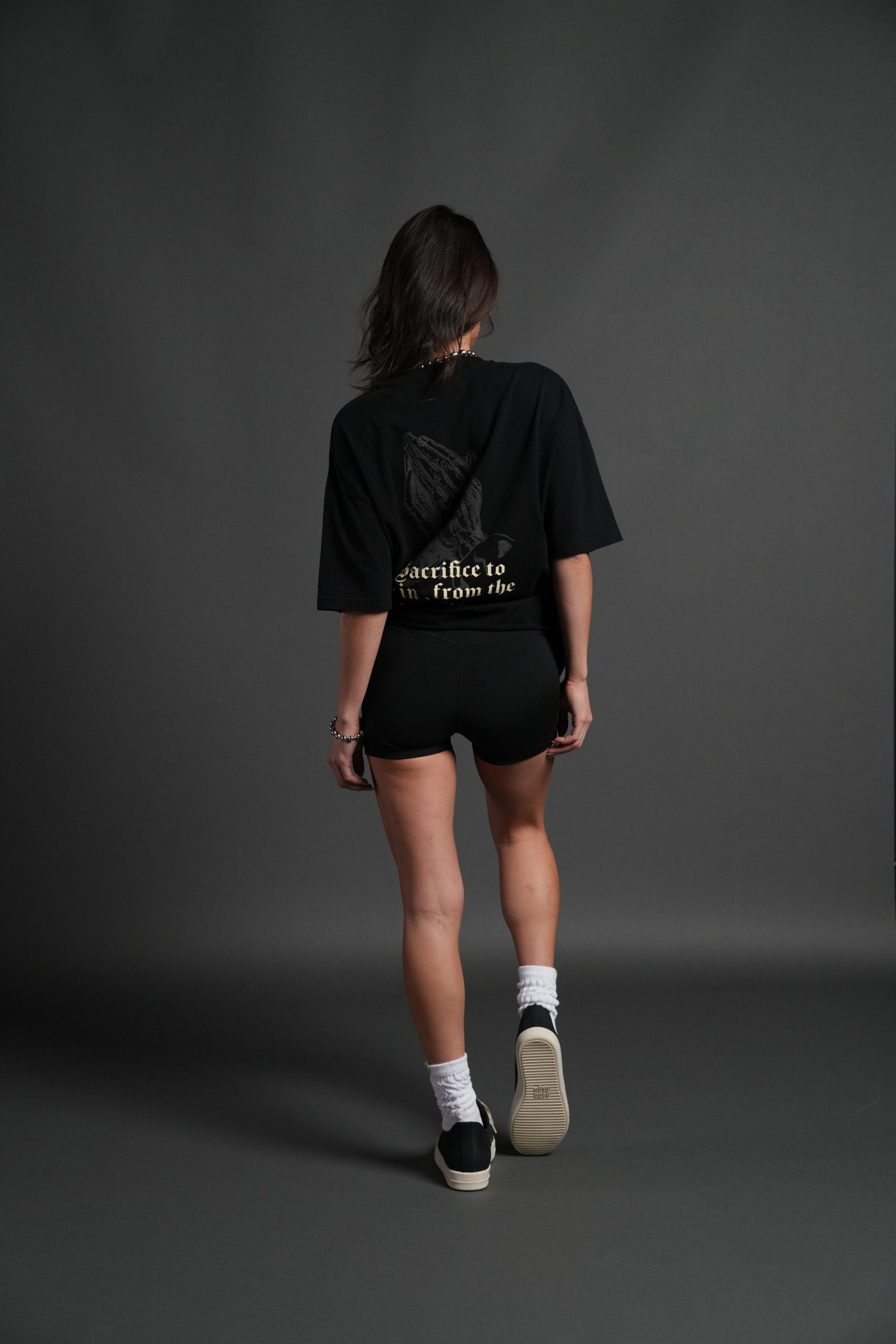 Big Bodybuilding Saved My Life Grunge Mid-Length Raw Hem Tee in Black - Image 10