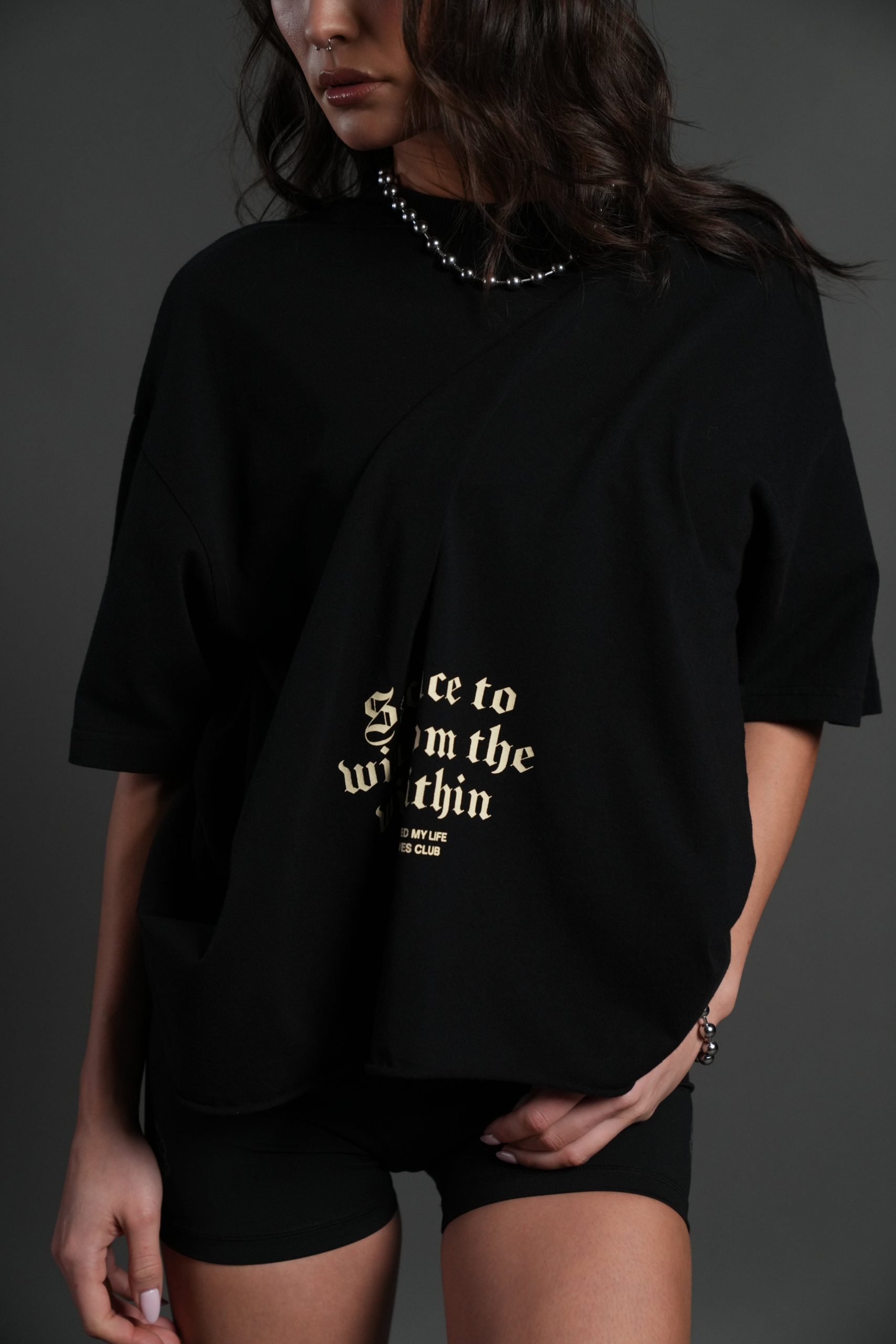 Big Bodybuilding Saved My Life Grunge Mid-Length Raw Hem Tee in Black - Image 16