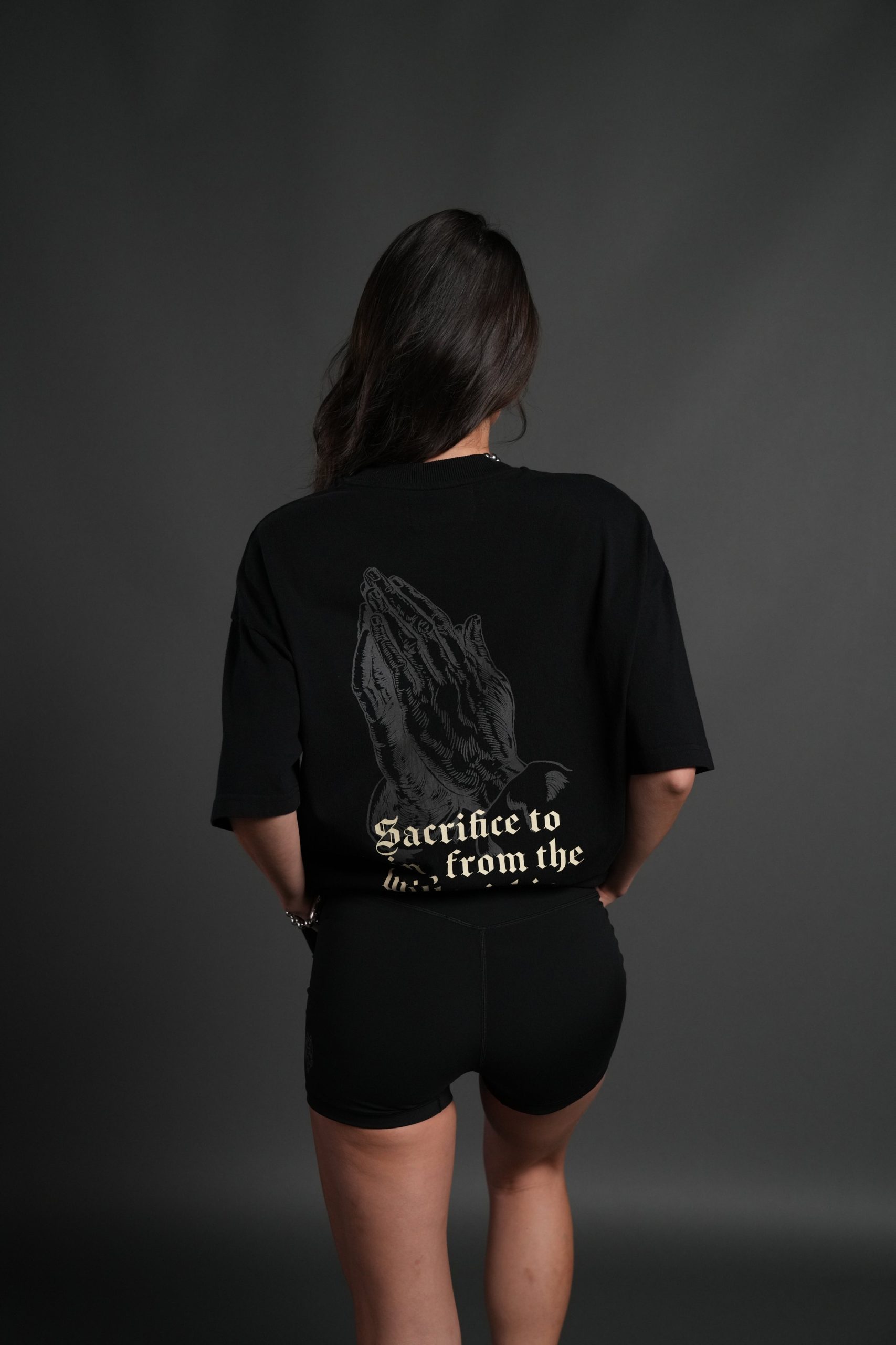 Big Bodybuilding Saved My Life Grunge Mid-Length Raw Hem Tee in Black - Image 17