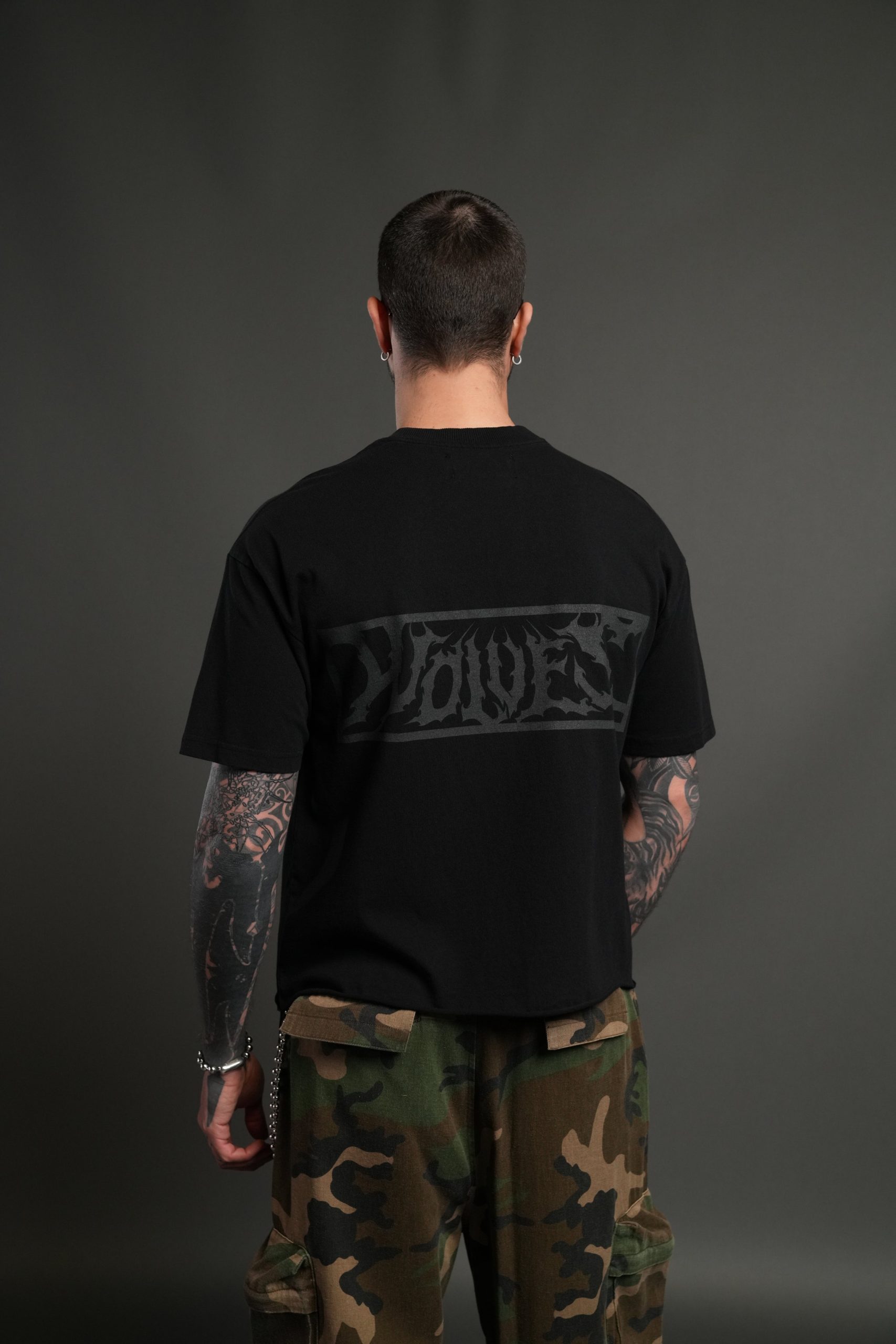 Punisher Grunge Mid-Length Raw Hem Tee in Black - Image 2