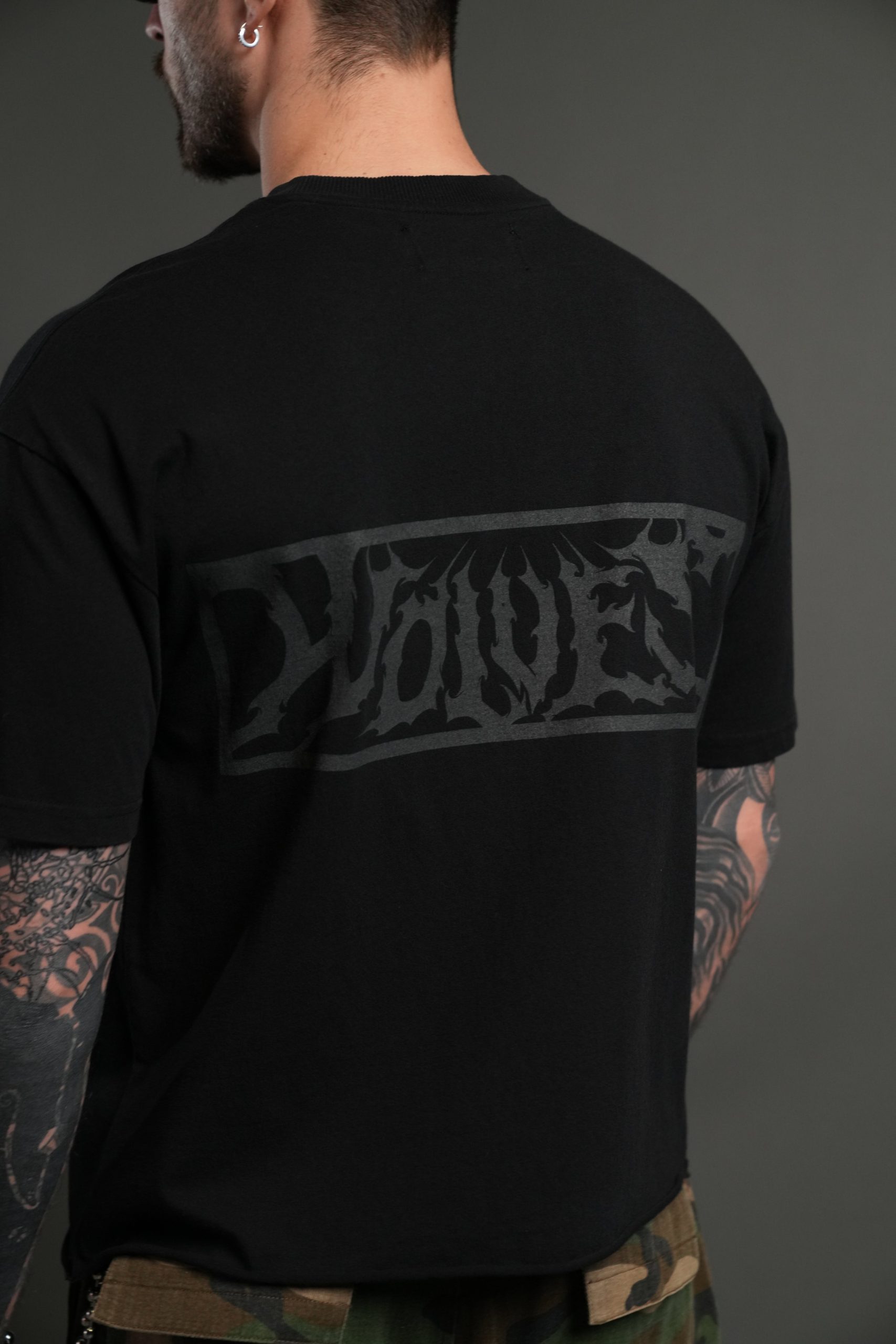 Punisher Grunge Mid-Length Raw Hem Tee in Black - Image 14