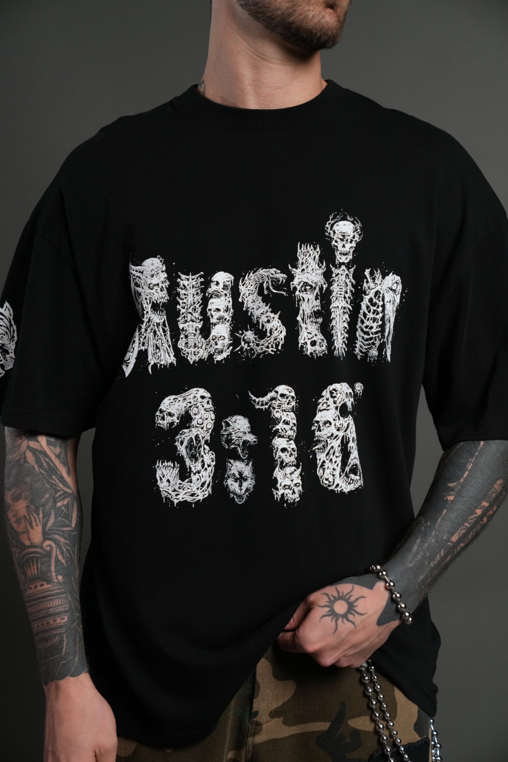 Stone Cold Riddick Premium Oversized Tee in Black - Image 15