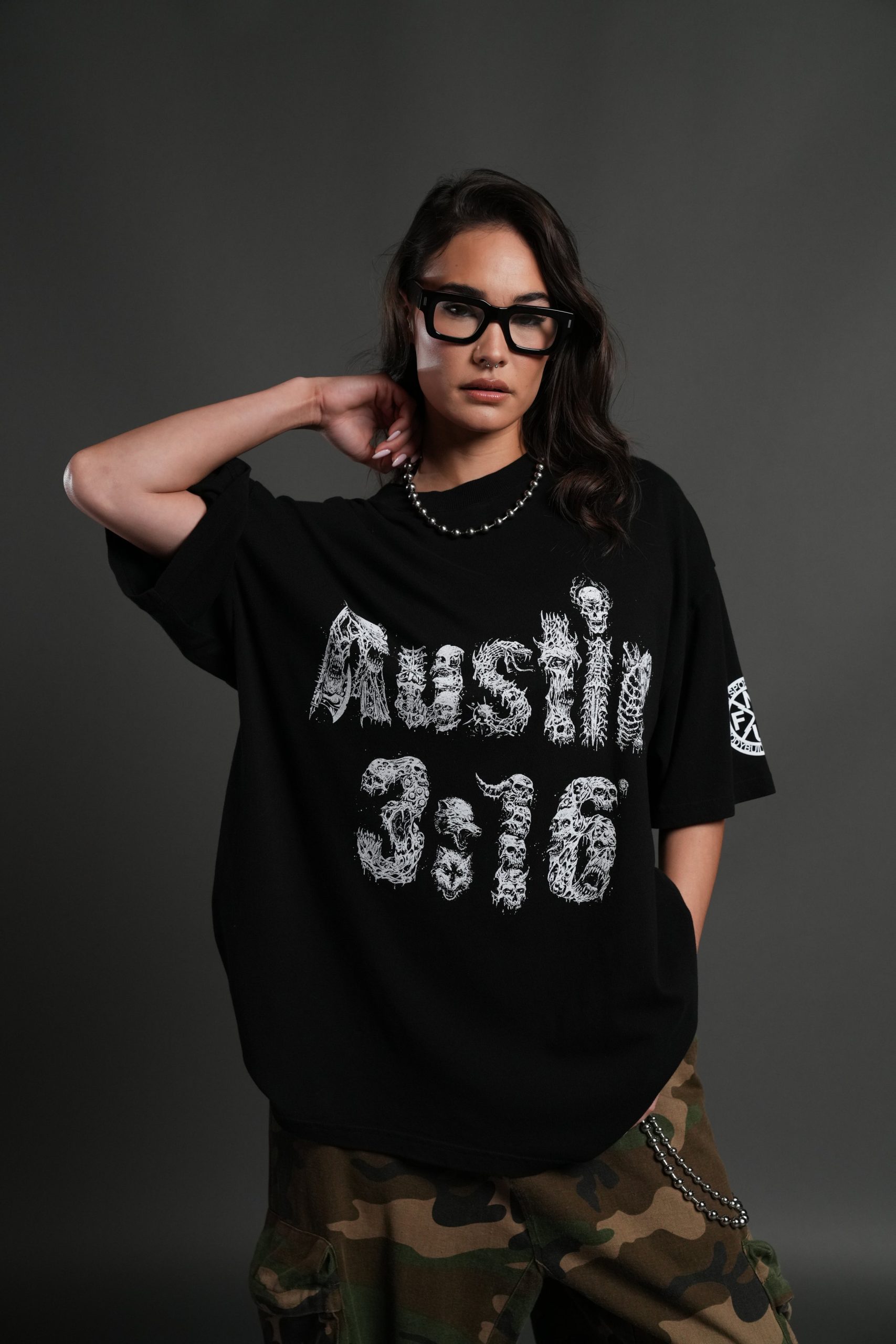 Stone Cold Riddick Premium Oversized Tee in Black - Image 2