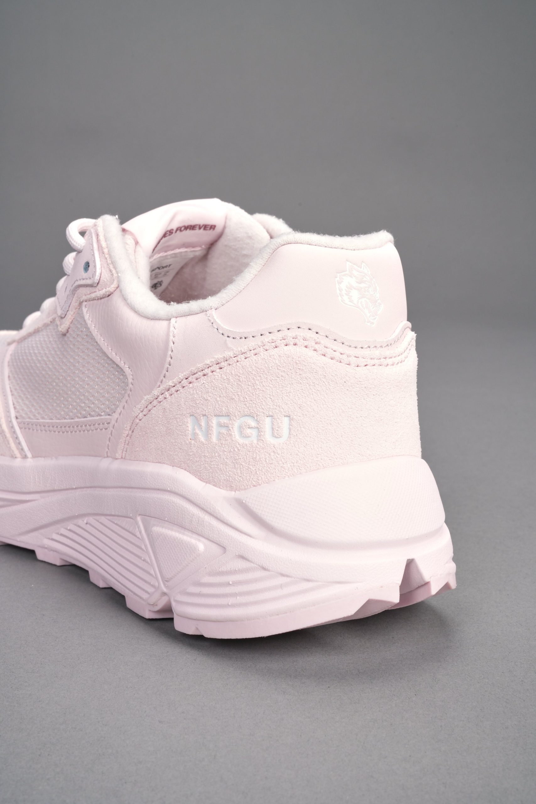 Run-1 Shoes in Cloud Pink - Image 8