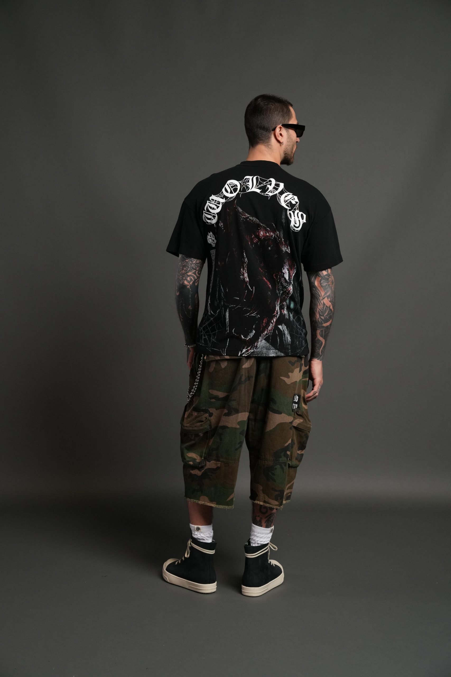 Carnage Forever Premium Oversized Tee in Black - Image 8