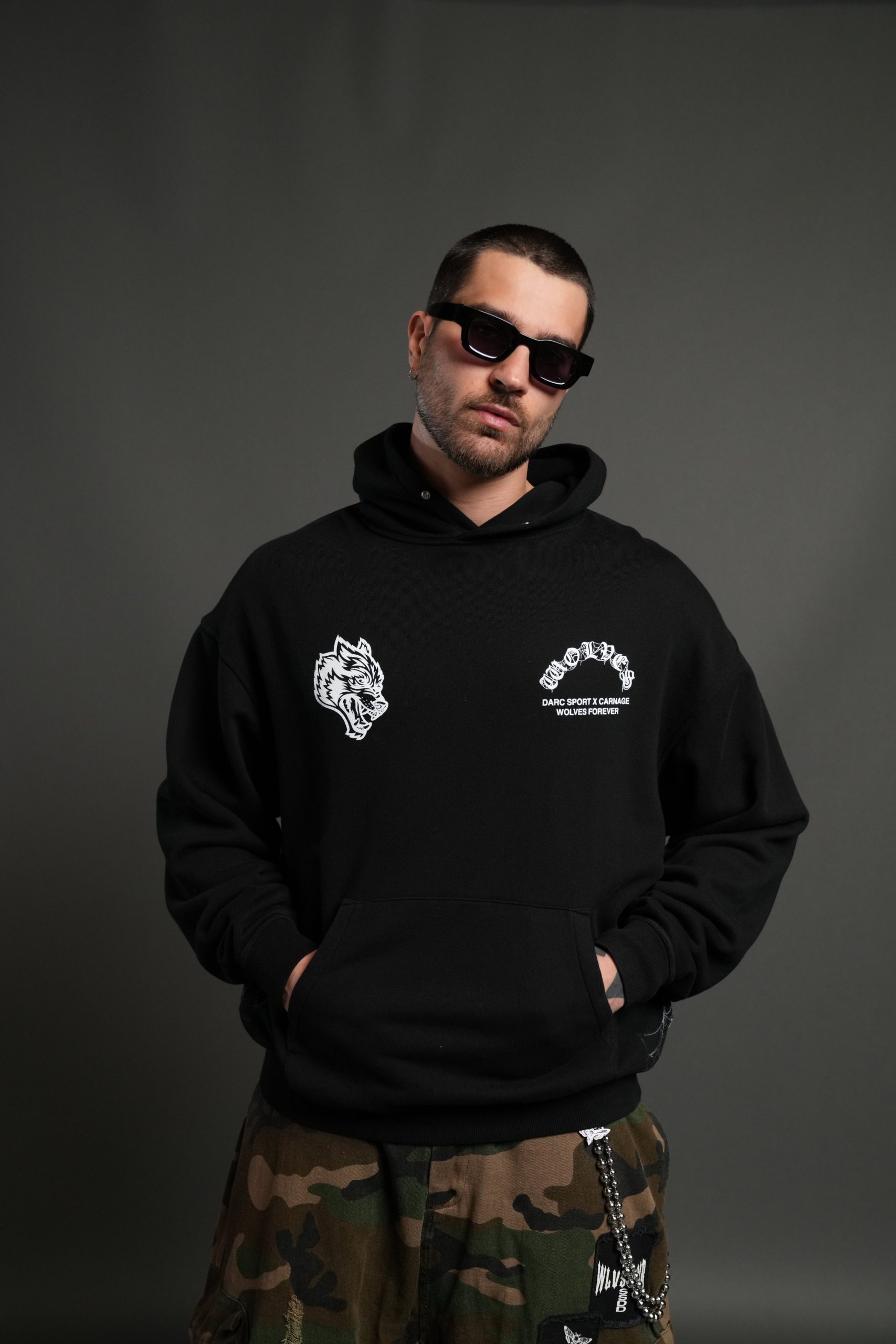 Carnage Forever Pierce Hoodie in Black - Image 2