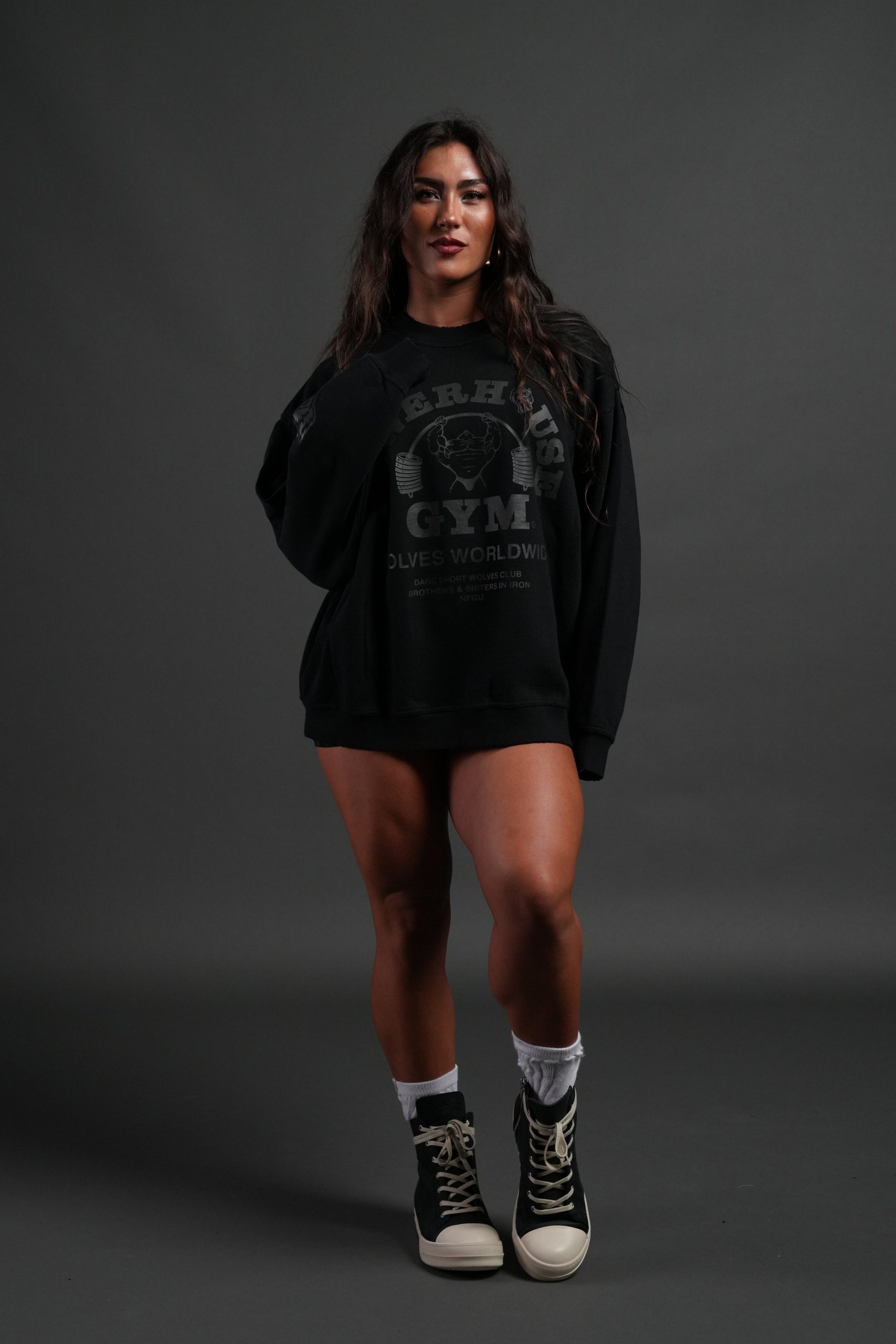 Powerhouse of the Wolves Destroyed Oversized London Crewneck in Black - Image 10