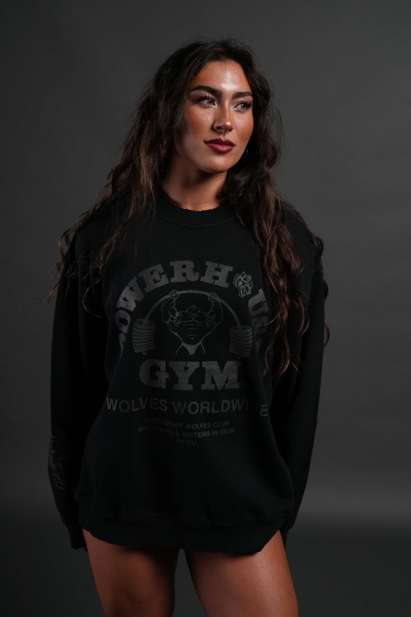 Powerhouse of the Wolves Destroyed Oversized London Crewneck in Black - Image 9