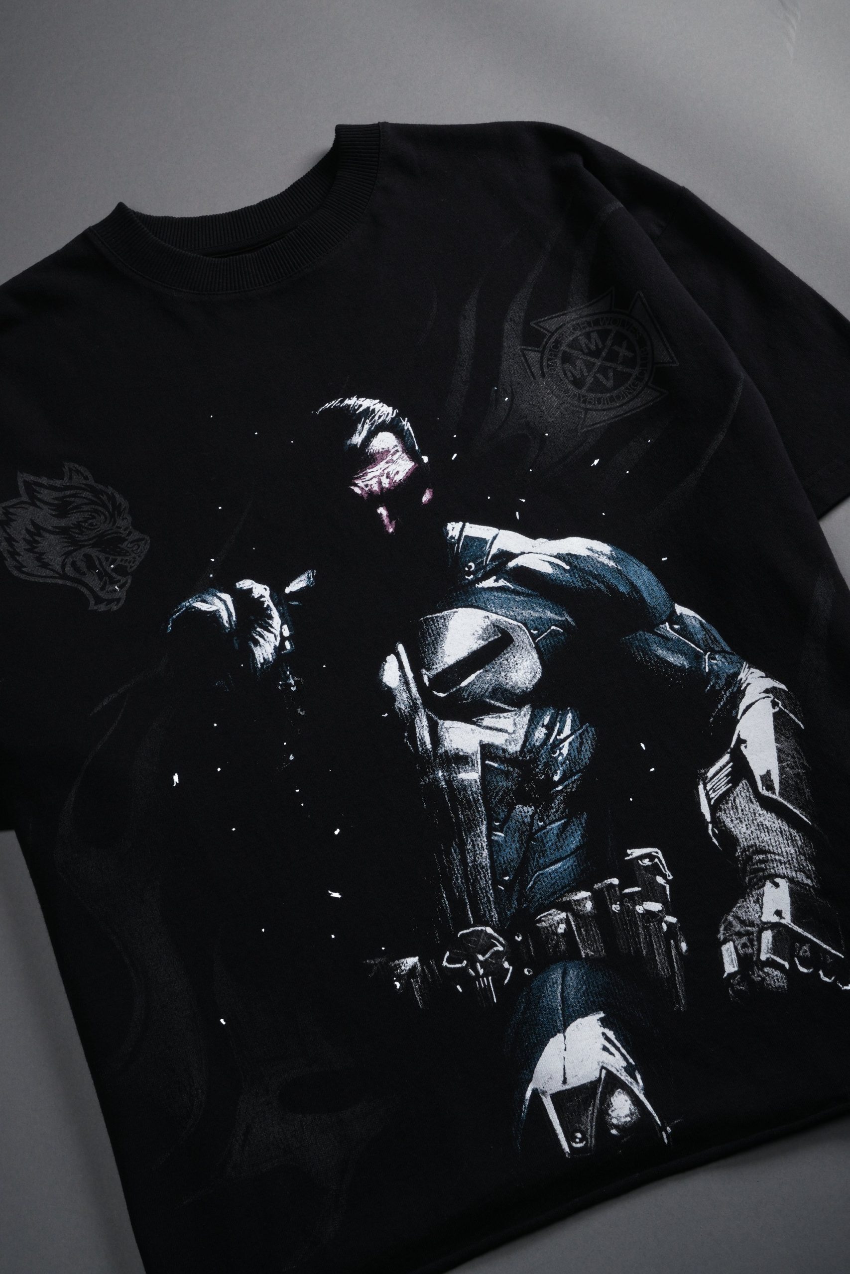 Punisher Grunge Mid-Length Raw Hem Tee in Black - Image 10