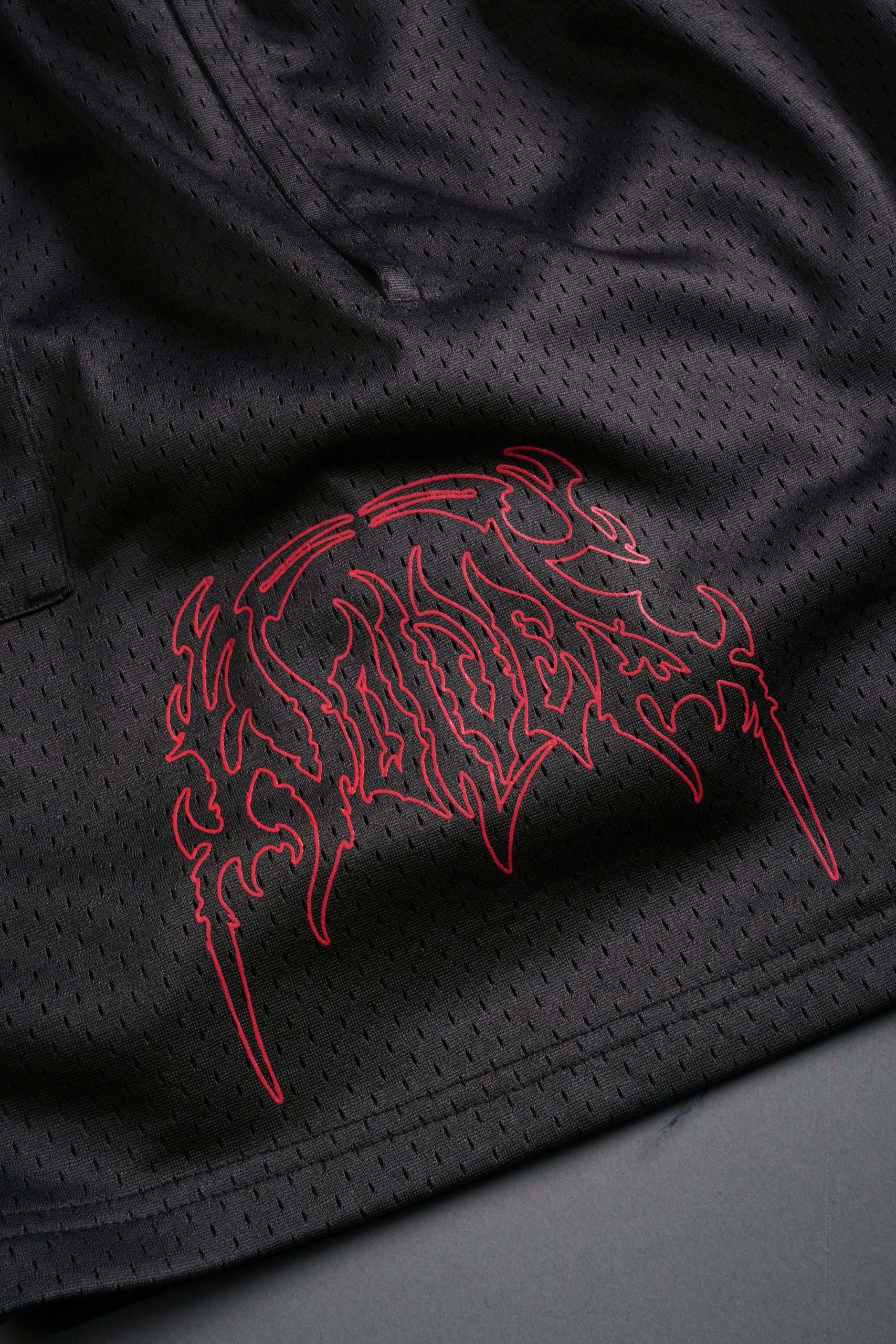 Shadow Hesh Mesh Shorts in Wolf Gray - Image 10