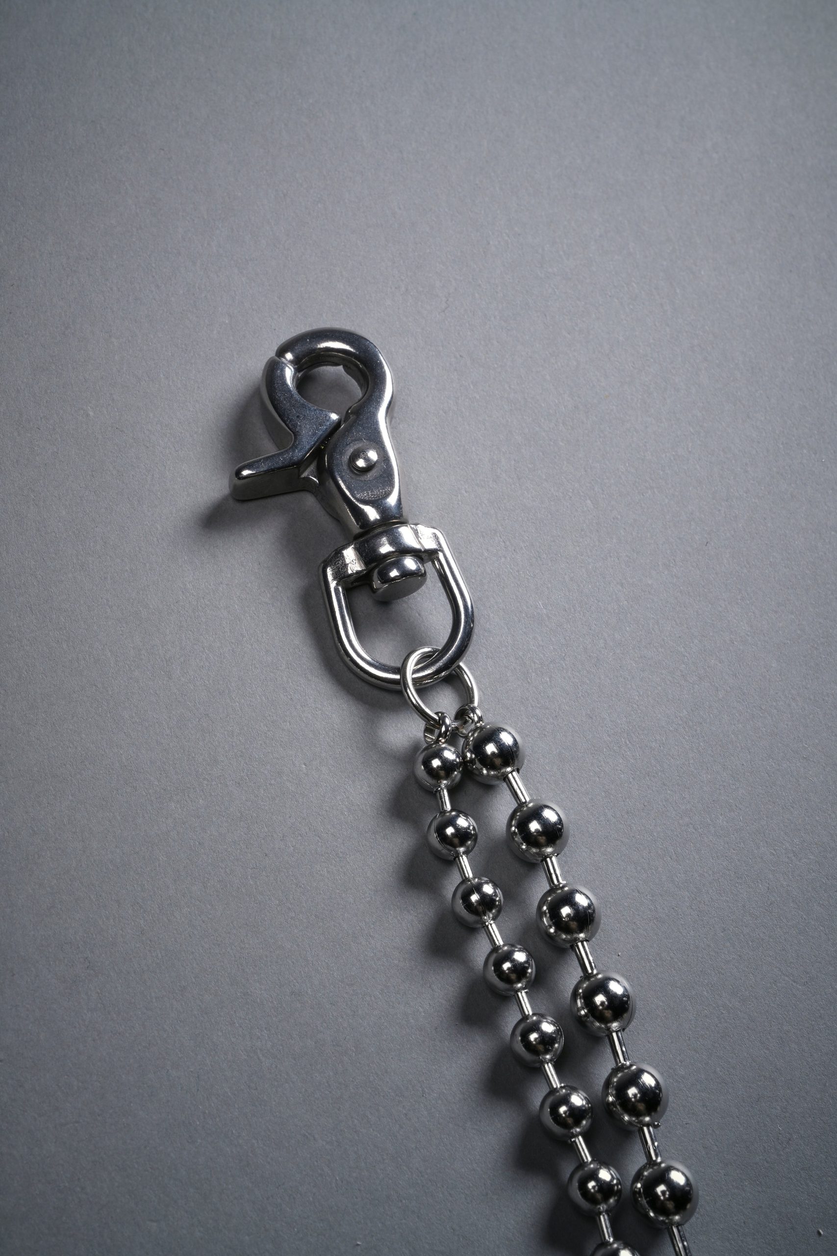 Only Us Trouser Chain in Stainless Steel - Image 3