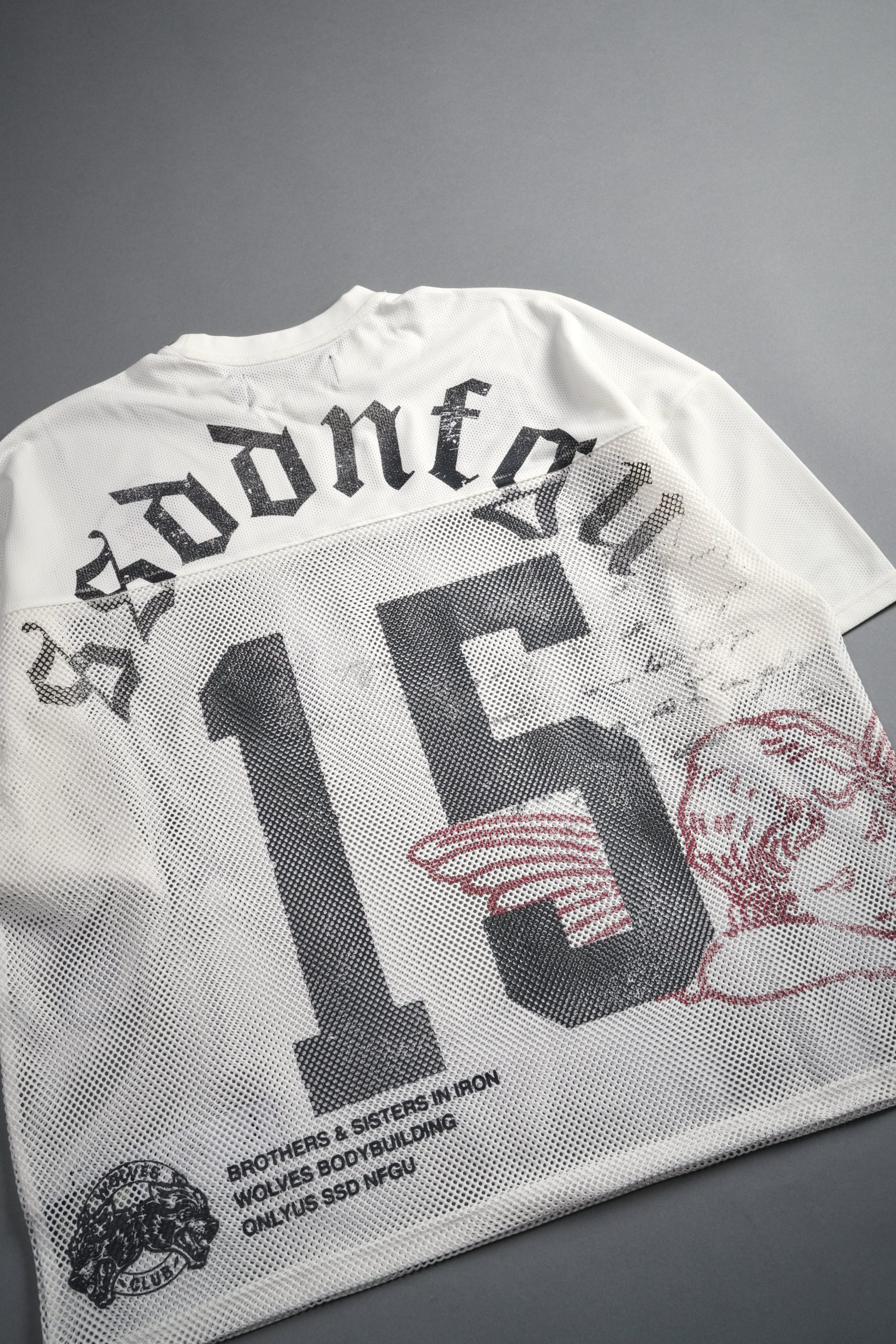 Wolves Pyramid Bobby B Jersey in White - Image 12