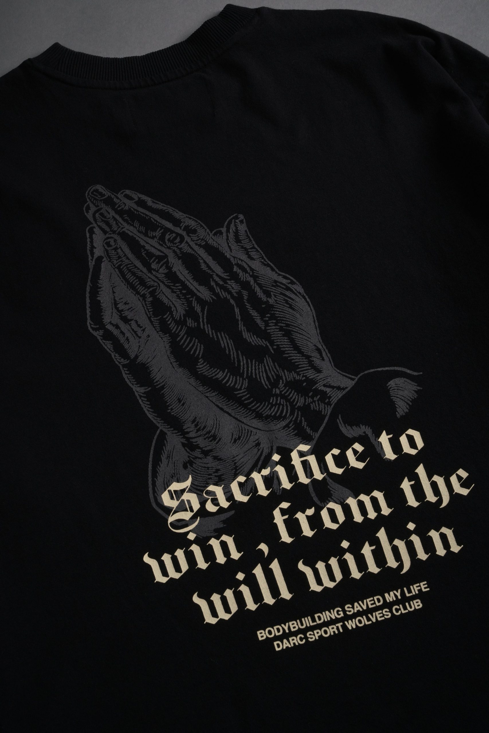 Big Bodybuilding Saved My Life Grunge Mid-Length Raw Hem Tee in Black - Image 13